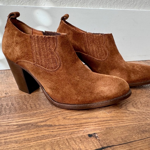 Frye Ilana Shootie Wood Oiled Suede Booties Women's Size 9.5 - Picture 1 of 8